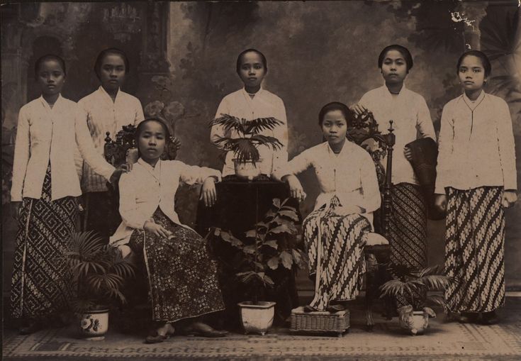Perjuangan Perempuan Indonesia: Pendidikan sebagai Senjata Melawan Ketidakadilan