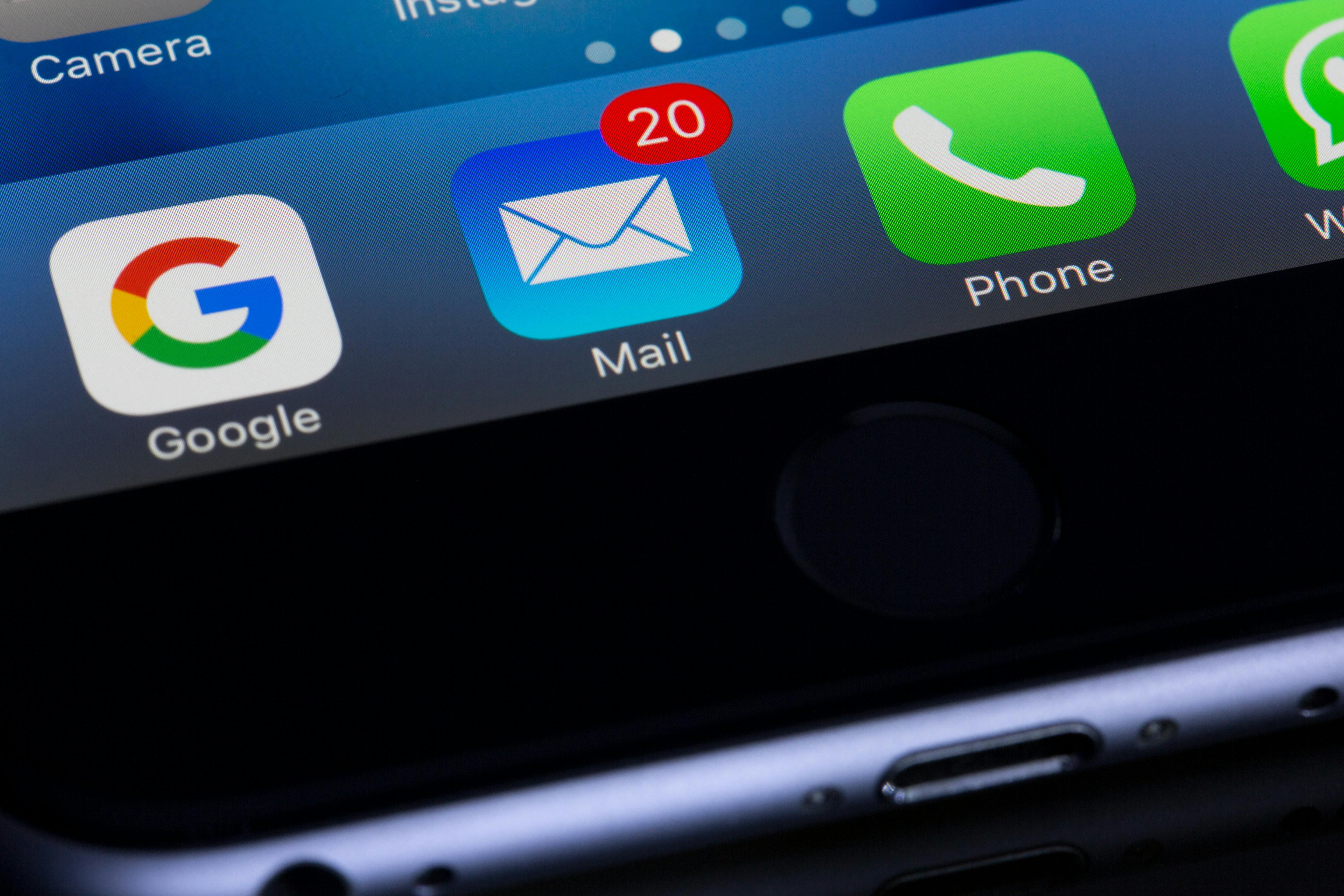 Cara Santai Kelola Banyak Akun Email di Satu Perangkat Biar Nggak Bikin Pusing
