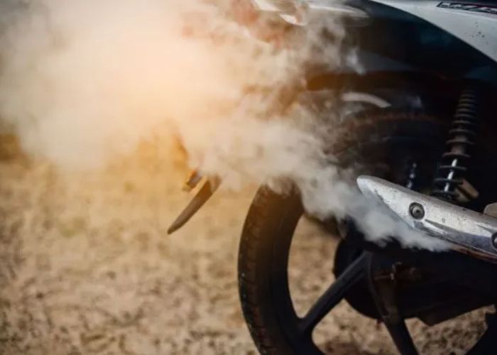 5 Mitos Seputar Busi Motor yang Masih Banyak Dipercaya, Jangan Sampai Salah Paham!