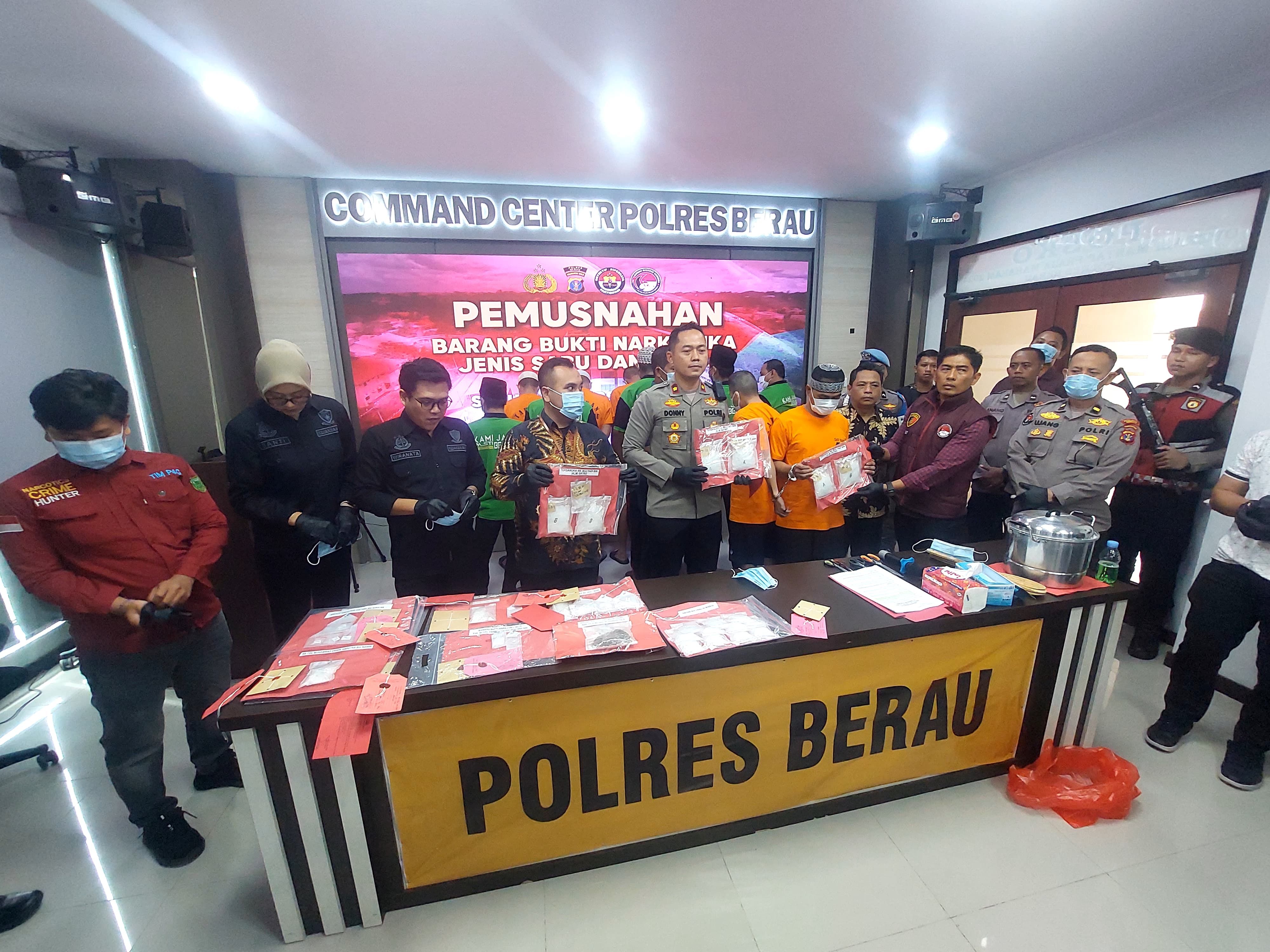 Sabu dan Ganja Dimusnahkan, 14 Tersangka Terancam 20 Tahun Penjara