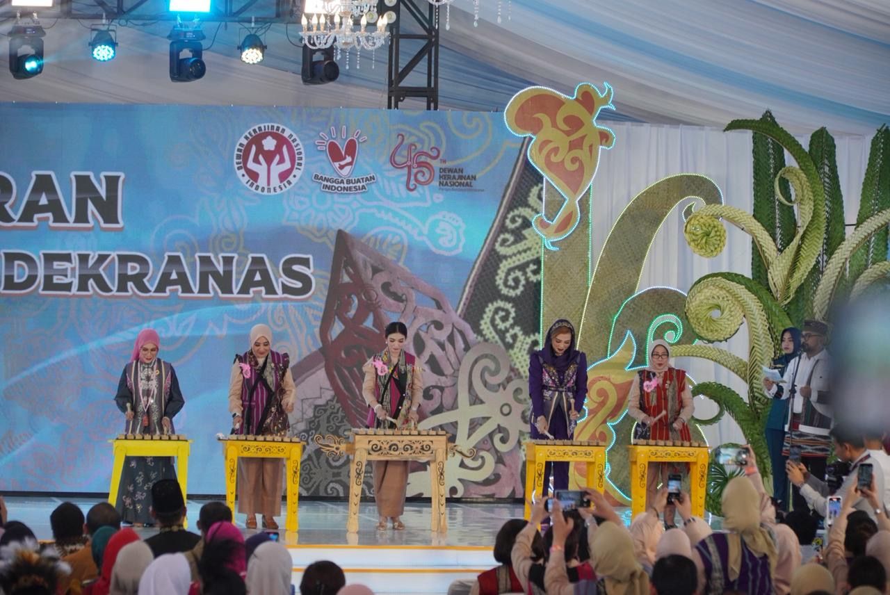 Puncak HUT ke-45 Dekranas: Perajin Berdaya, Produk Lokal Mendunia