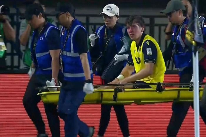 Dihujat Netizen Usai Bikin Ole Romeny Cedera, Paulinho Akhirnya Meminta Maaf atas Tindakannya