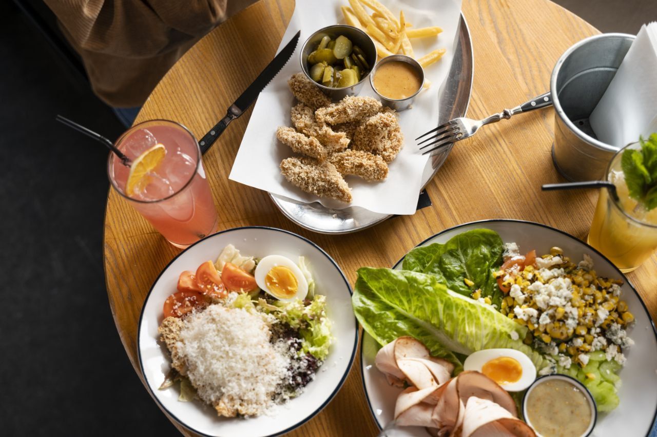 5 Etiket Mengambil Makanan di Hotel Saat Sarapan, Jangan Sampai Bikin Malu!