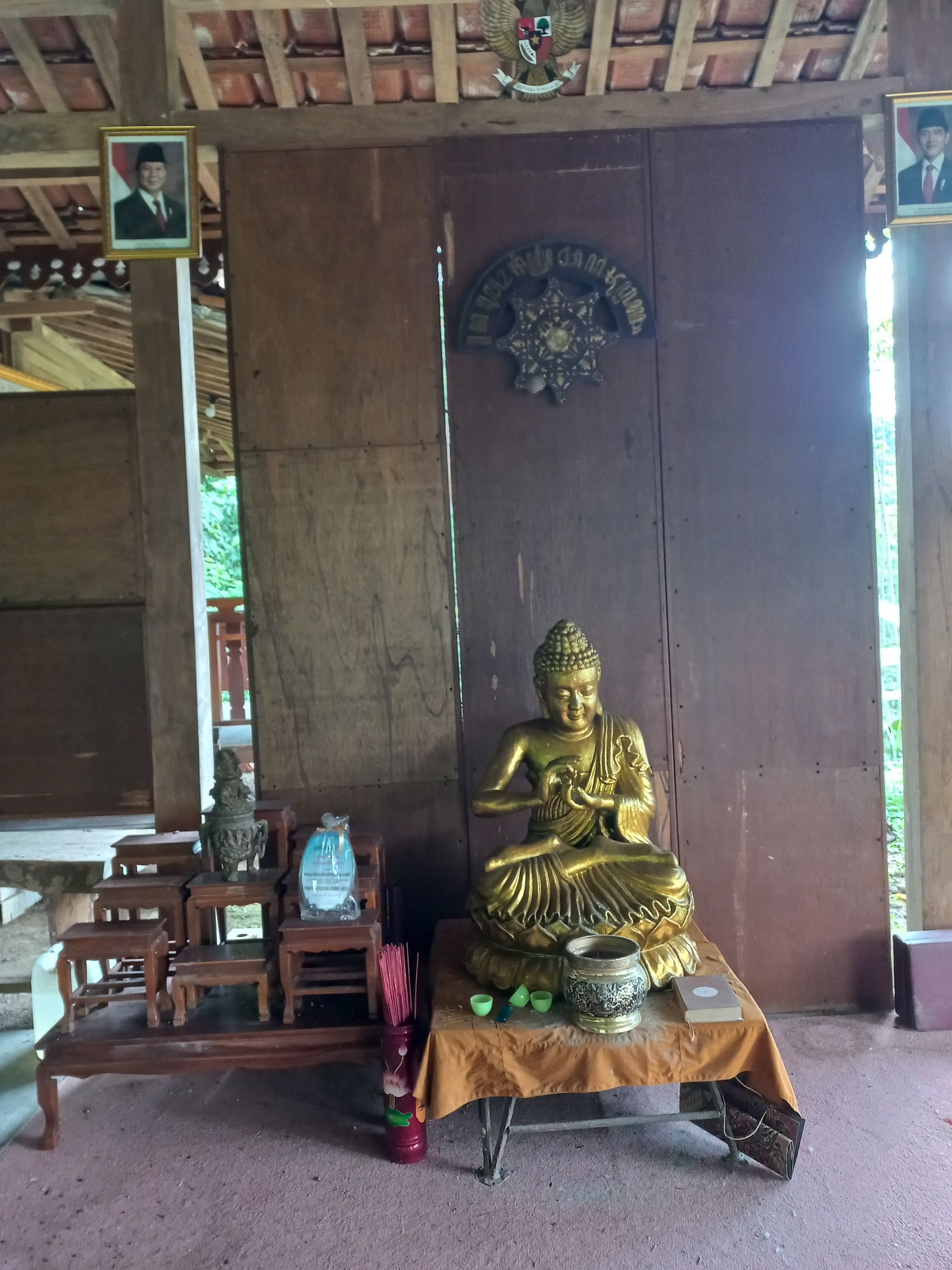 Vihara Sima 2500 Buddha Jayanti: Tempat Suci di Bukit Kasap yang Pernah Ditetapkan Sebanding Borobudur