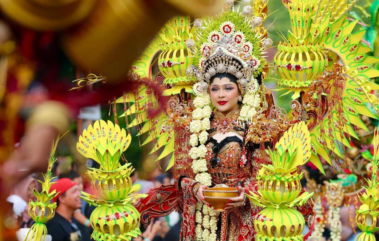 Banyuwangi Ethno Carnival 2025: Perpaduan Budaya Osing dan Semangat Kreativitas Generasi Muda