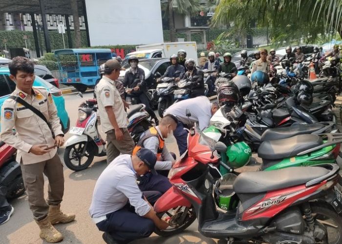 Atasi Juru Parkir Liar saat Malam Tahun Baru di Jakarta, Polda Metro Gandeng Satpol PP-Dishub