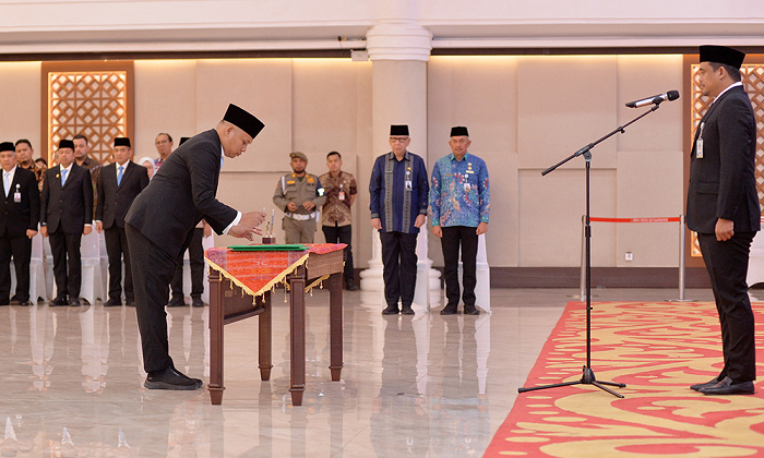 Bobby Nasution Lantik 103 Pejabat, Tekankan Kolaborasi dan Pelayanan
