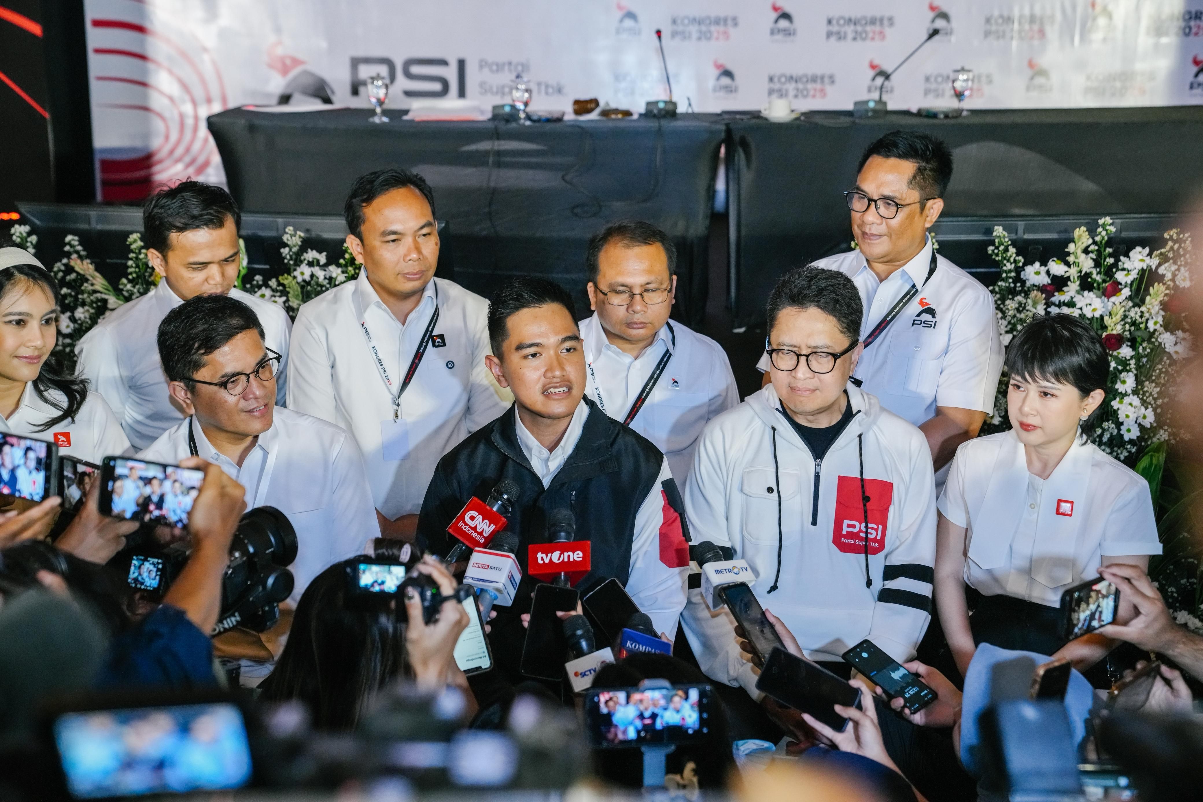Jokowi Yakin PSI Akan Jadi Partai Besar, Ingatkan Kader untuk Selalu Bekerja Demi Rakyat