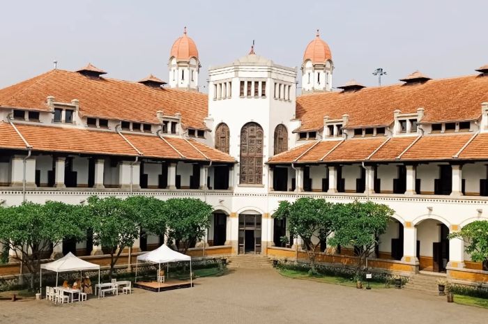Overtourism, Hantu yang Selalu Mengintai dibalik Keindahan Tempat Wisata