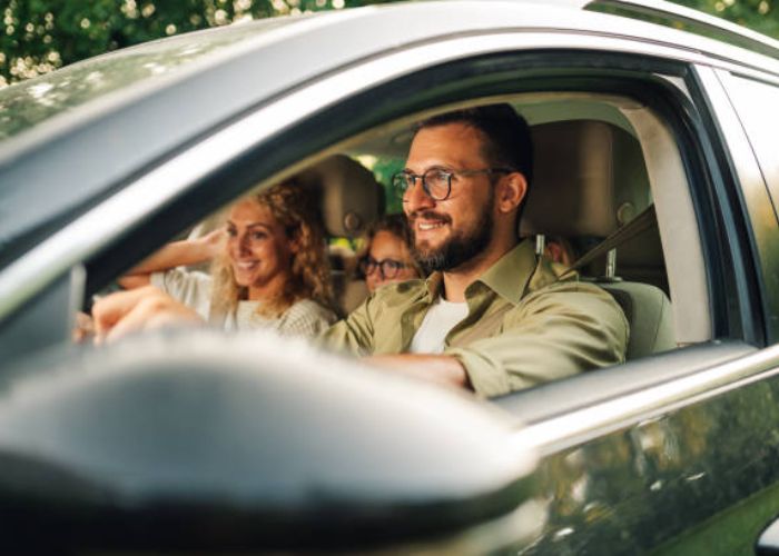 5 Tips Belajar Mobil Manual untuk Perempuan Supaya Tetap Tenang dan Nyaman di Jalanan!