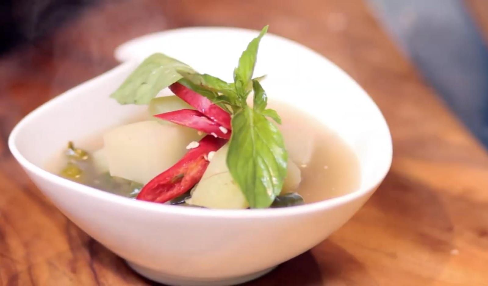 Sayur Asem : Segar, Sederhana, dan Bikin Kangen Rumah!
