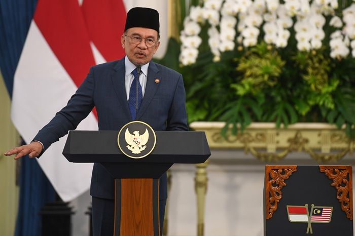 PM Anwar akan Fasilitasi Negosiasi Gencatan Senjata Thailand dan Kamboja di Malaysia