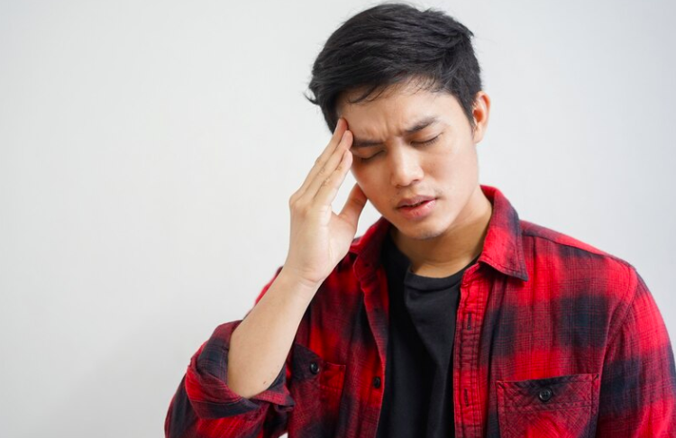 Migrain Datang Tiba-Tiba? Stres Mungkin Biang Keroknya!