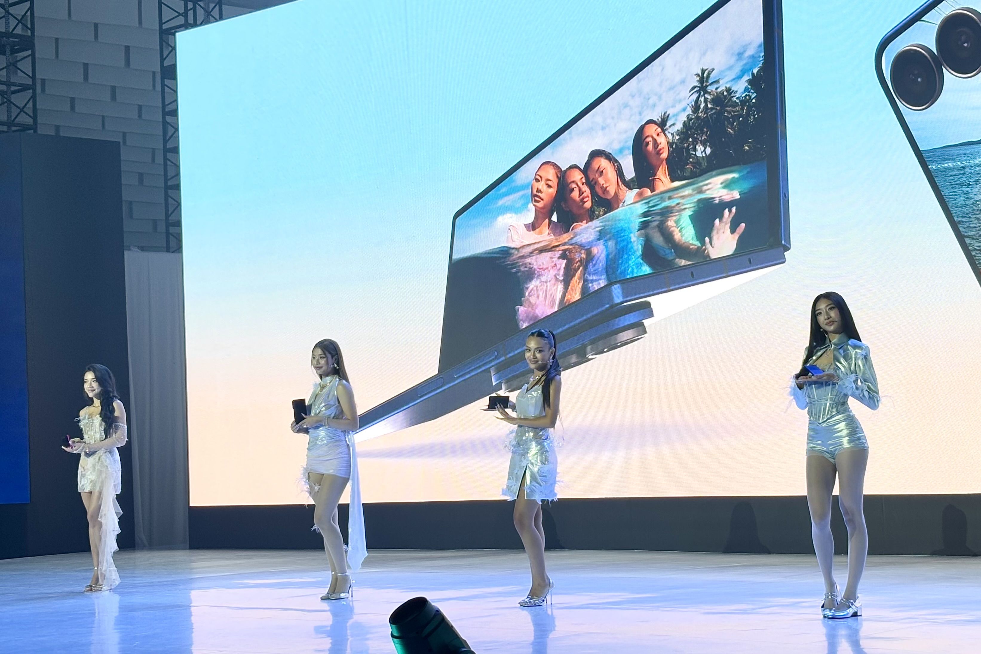Samsung Resmi Umumkan No Na Jadi Team Galaxy Z Flip 7 dan Fold 7