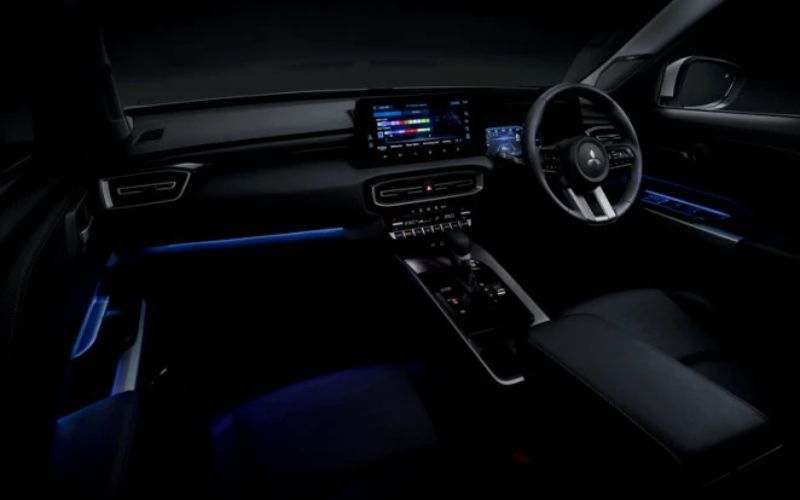 Mending Mitsubishi Destinator atau Toyota Innova Zenix? Simak Perbandingannya di Sini