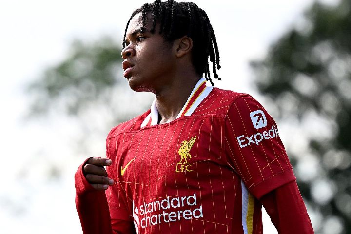 Masih 16 Tahun, Rio Ngumoha Curi Perhatian di Tur Pramusim Liverpool