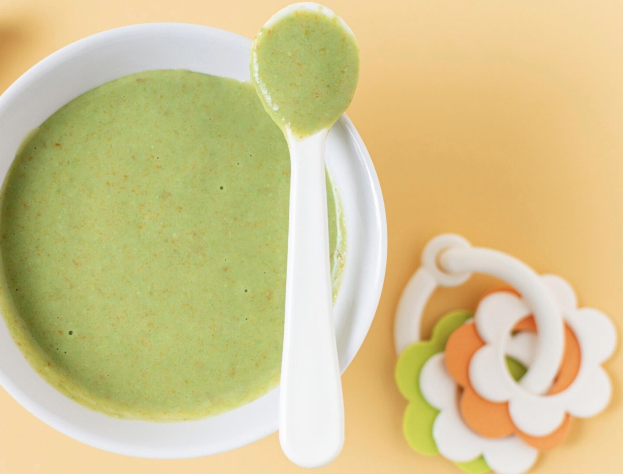 7 Menu MPASI Bayi dari Kacang Hijau yang Lembut, Bergizi, dan Bikin Si Kecil Lahap Makan!