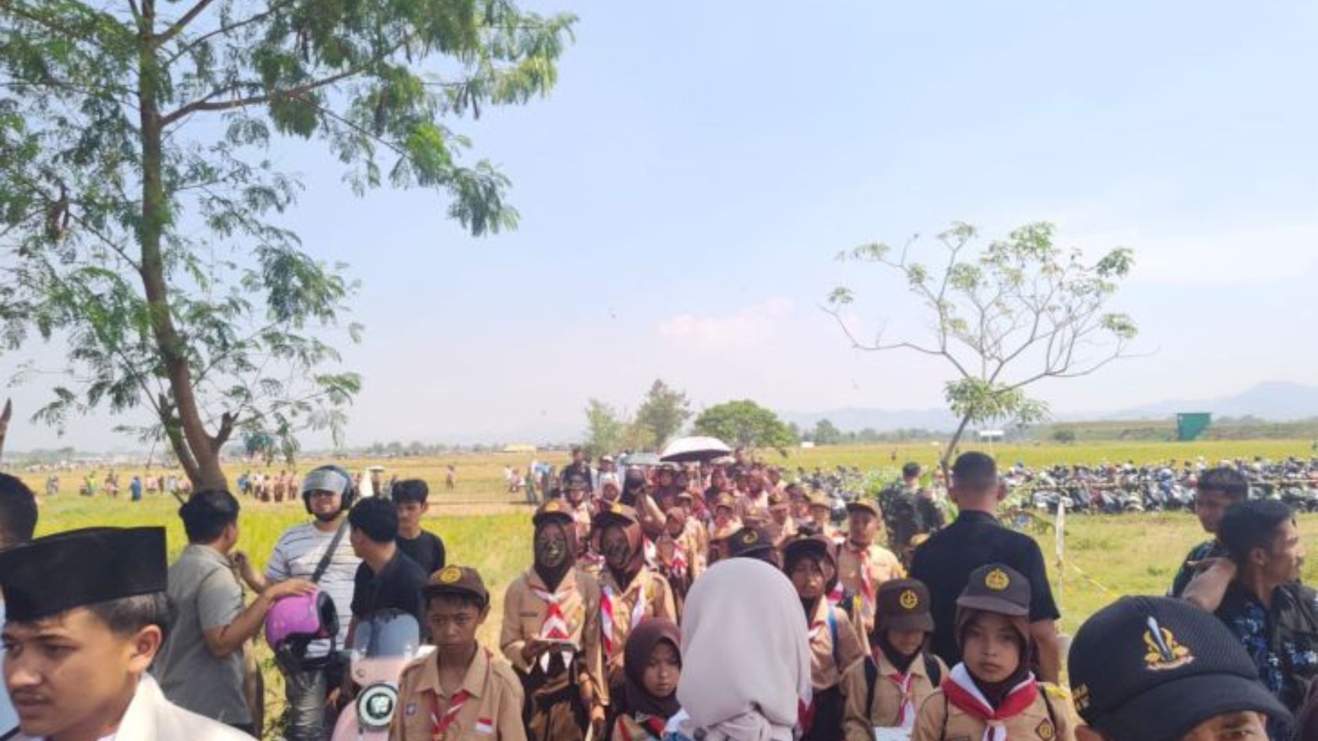 Ribuan Warga Padati Pusdiklatpassus Batujajar Saksikan Pengukuhan Satuan Baru TNI