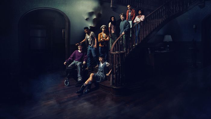 7 Rekomendasi Serial Barat Netflix Mirip Wednesday, Punya Vibes Dark!