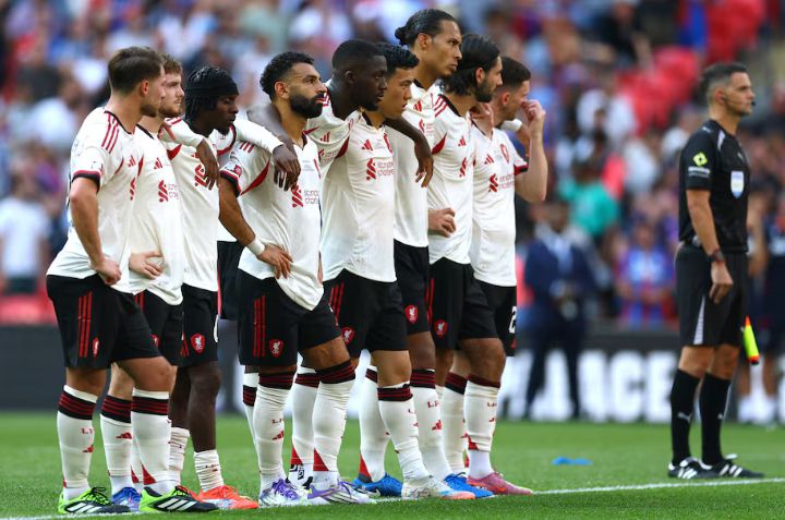 Kalah atas Crystal Palace di Community Shields, Arne Slot Kritisi Lini Pertahanan Liverpool