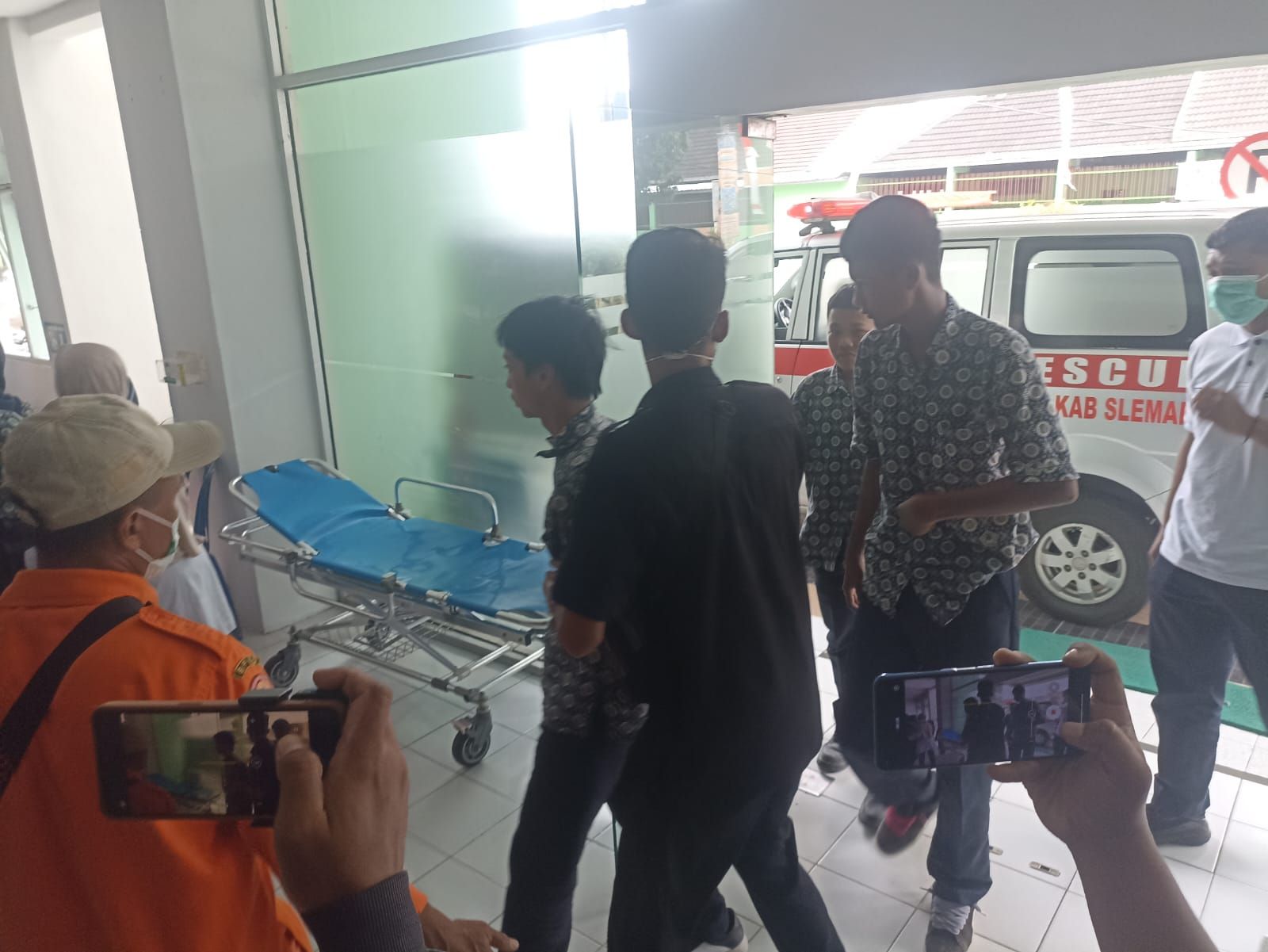 Update Terbaru Dugaan Keracunan MBG di Tiga SMP Mlati Sleman : Undang Orang Tua Hingga Instansi