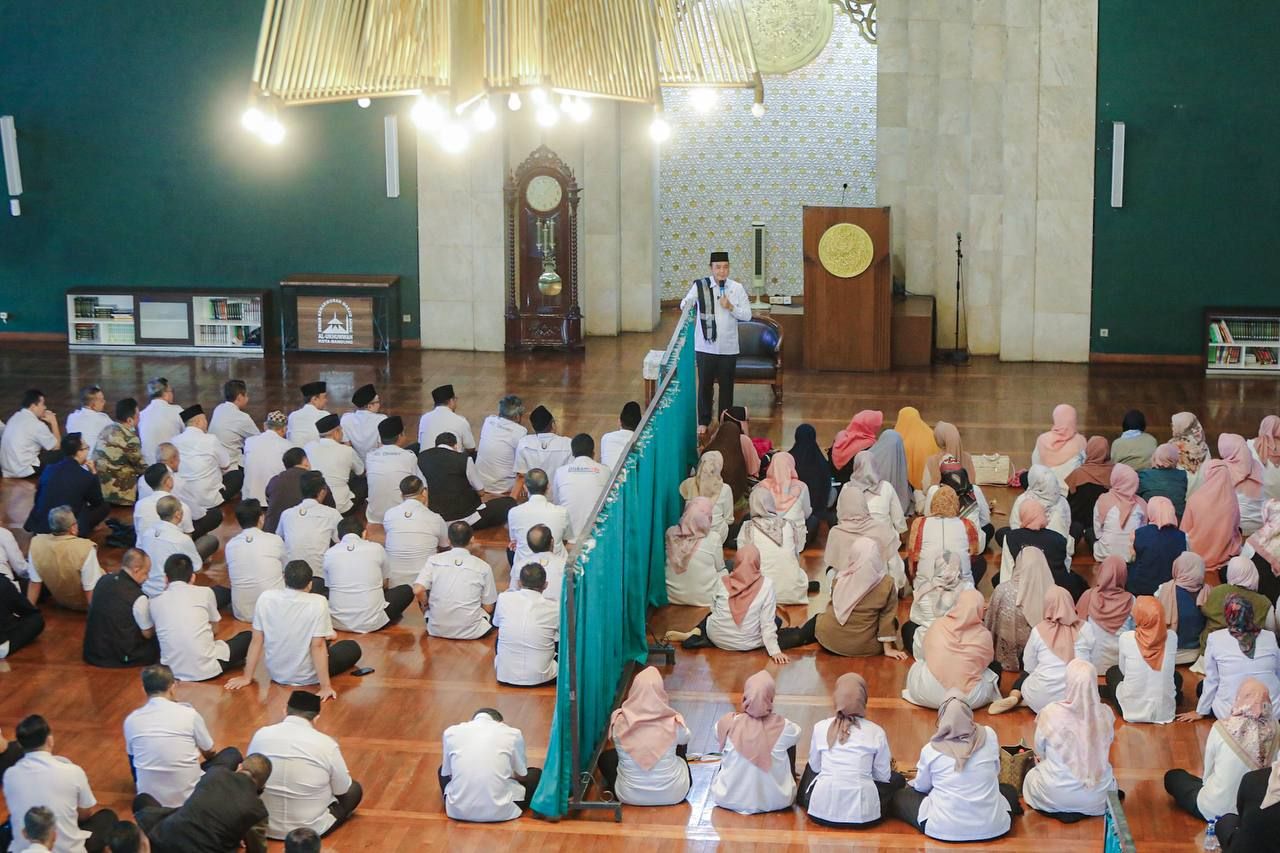 Wakil Wali Kota Bandung Ajak ASN Jadikan Keluarga sebagai Fondasi Kehidupan Berkah