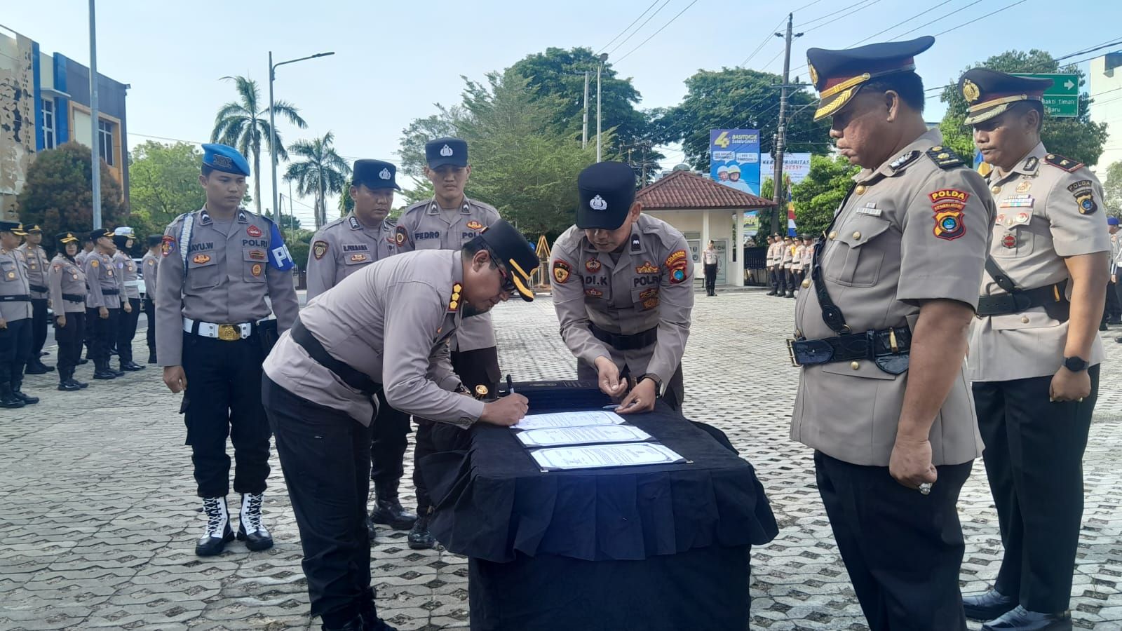 Kombes Pol Max Mariners Pimpin Sertijab Lima Perwira di Polresta Pangkalpinang