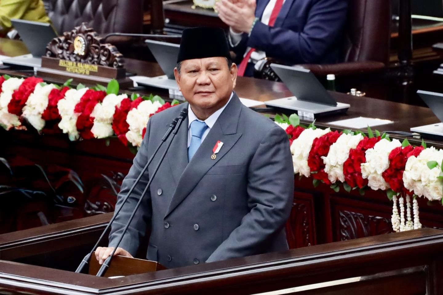 Stok Beras Tertinggi dalam Sejarah, Prabowo Sebut Petani Tersenyum Karena Harga Gabah Stabil
