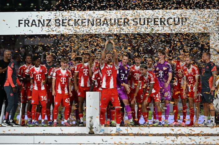 Luis Diaz Cetak Gol Debut Untuk Bayern Munchen di Piala Super Jerman, Selebrasi Didedikasikan Untuk Diogo Jota