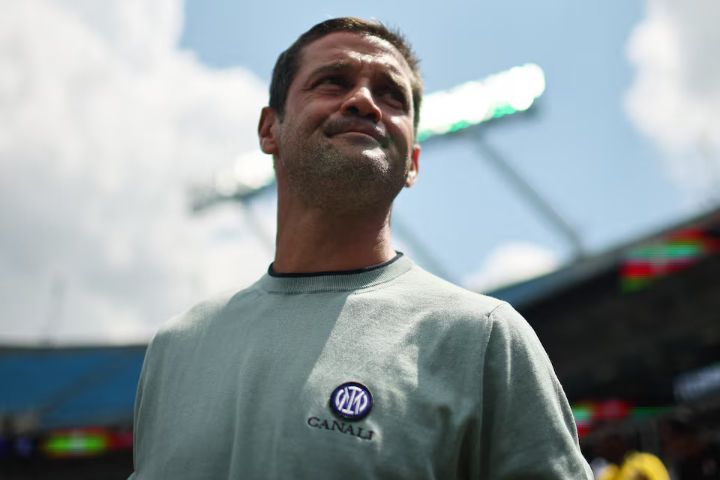 Kalah di Derby Della Madonnina, Cristian Chivu Sebut Inter Milan Bermain di Bawah Standar