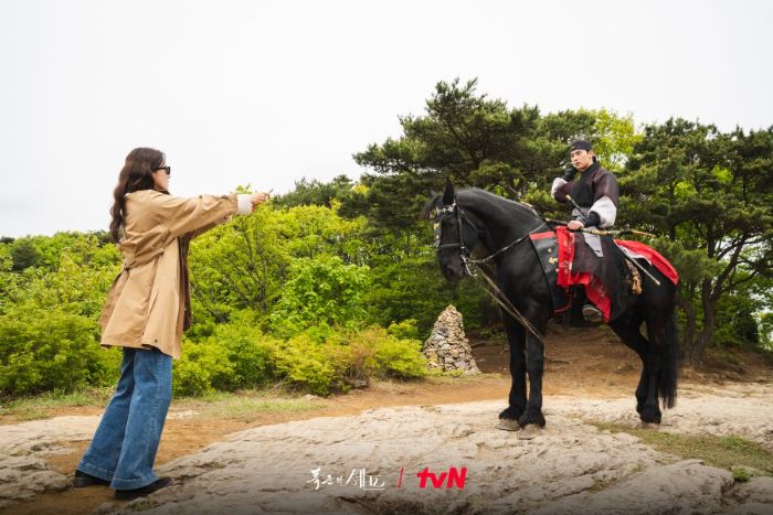 Review Lengkap Bon Appétit Your Majesty Episode 1-2: Drakor Saeguk Terbaru Kental dengan Dunia Kuliner
