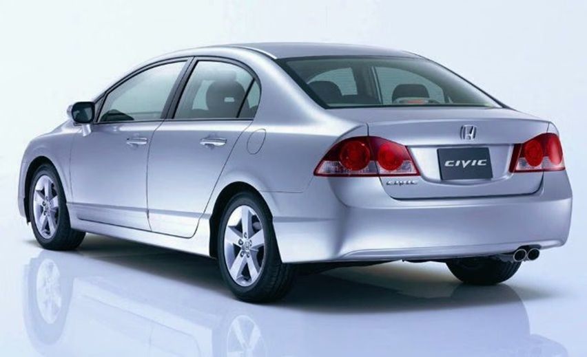 5 Alasan Mobil Sedan Bekas Masih Layak Dipertimbangkan, Pas buat Keluarga Minimalis!