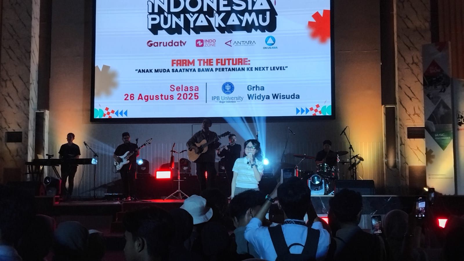 Kenalan dengan Suara Kayu, Duo Harmoni Akustik yang Lahir Dari Kesederhanaan