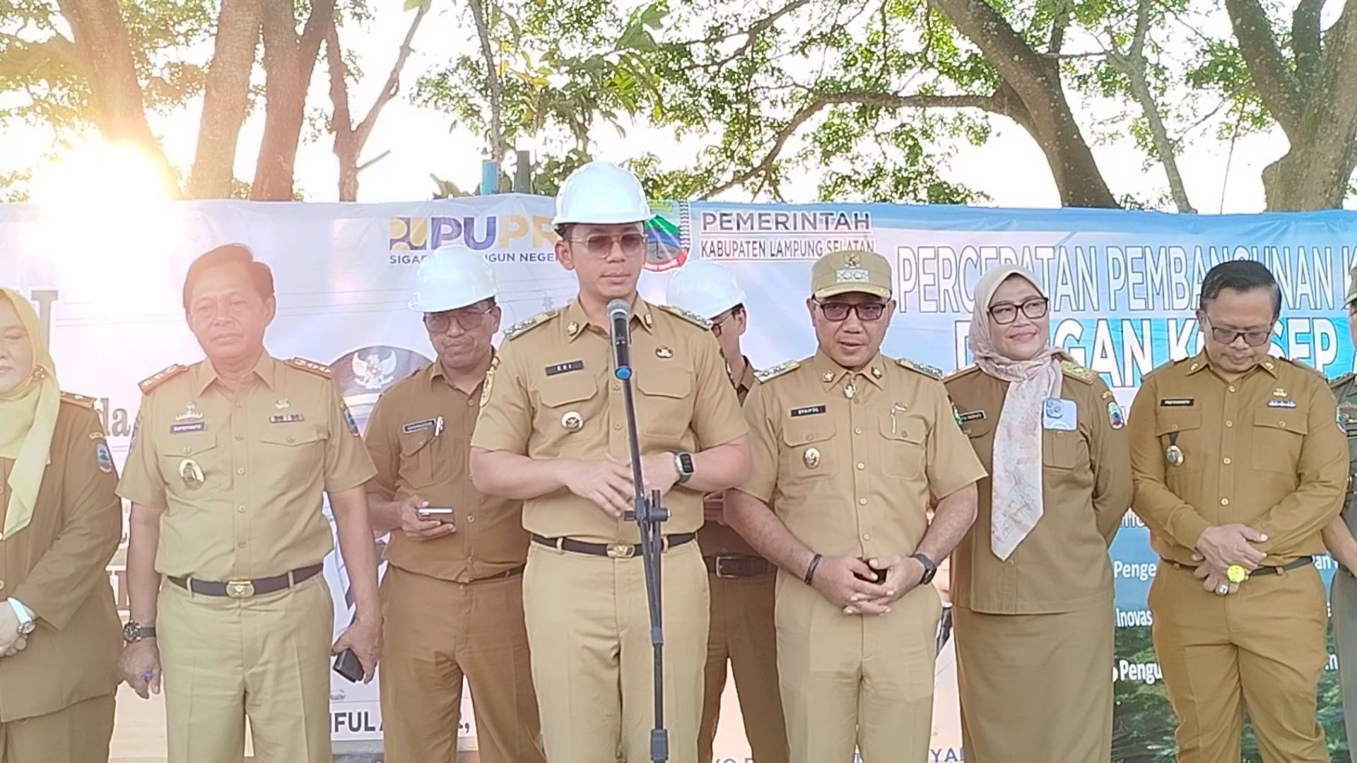 Bupati Lampung Selatan Resmikan Jalan Baru, Siapkan Car Free Day dan Ruang Publik Warga