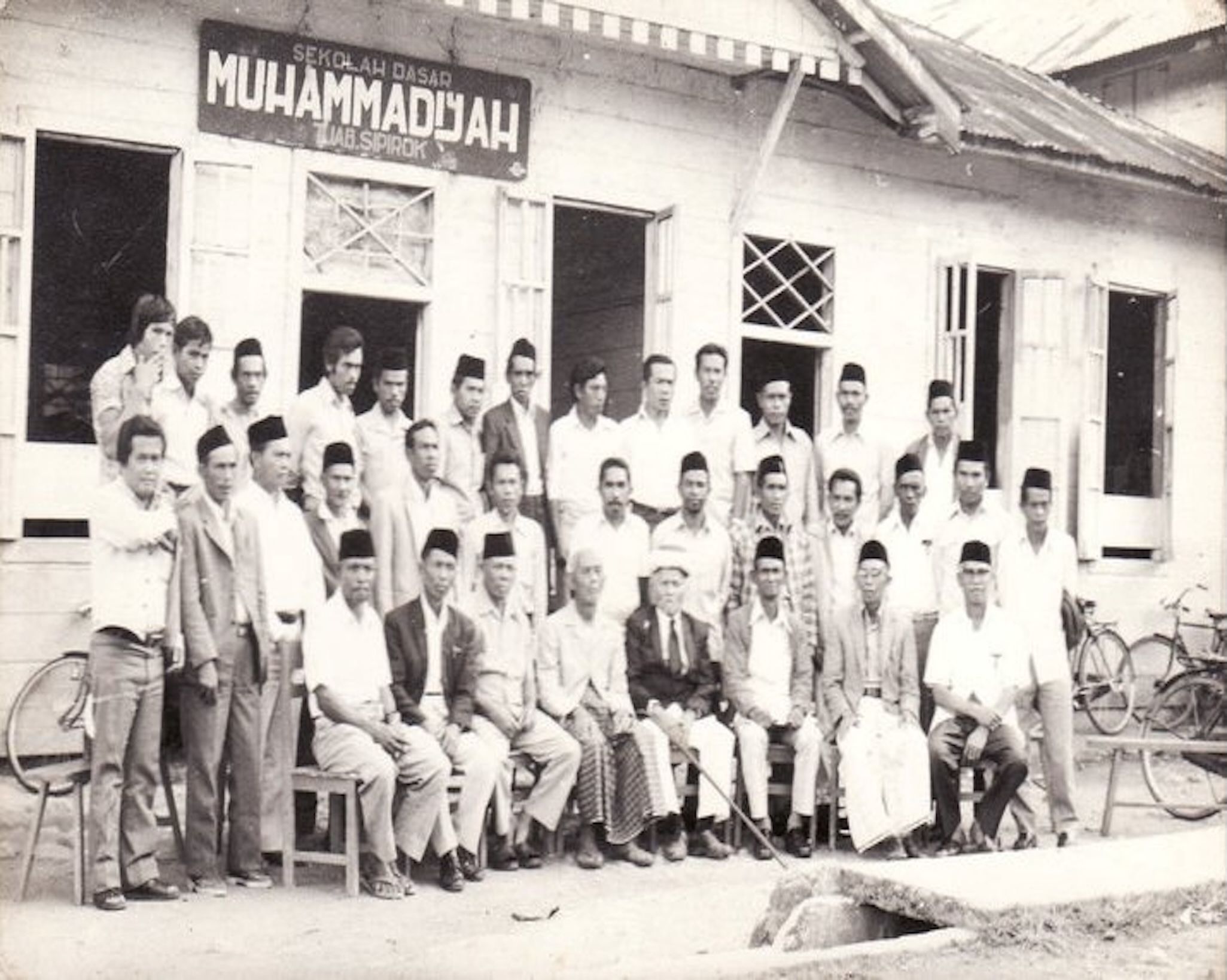 Mengungkap 3 Kebijakan K.H. Hisyam dalam Memperkuat Eksistensi Sekolah Muhammadiyah