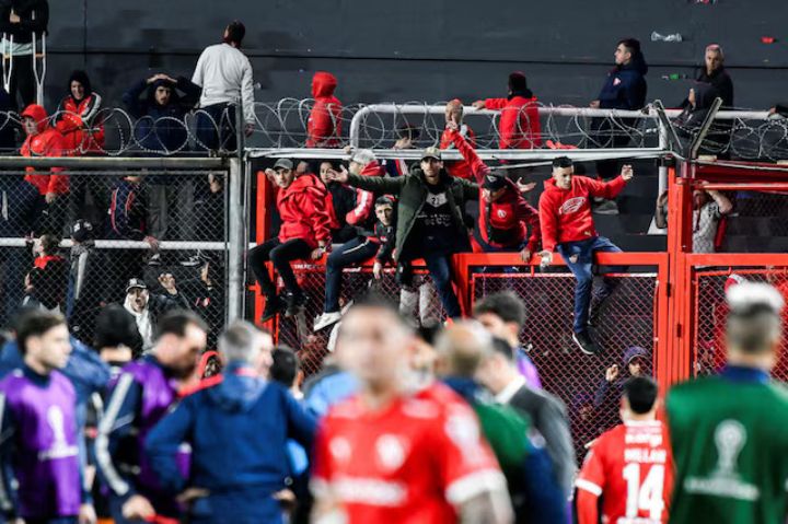 CONMEBOL Diskualifikasi Independiente dari Copa Sudamericana karena Kericuhan di Stadion