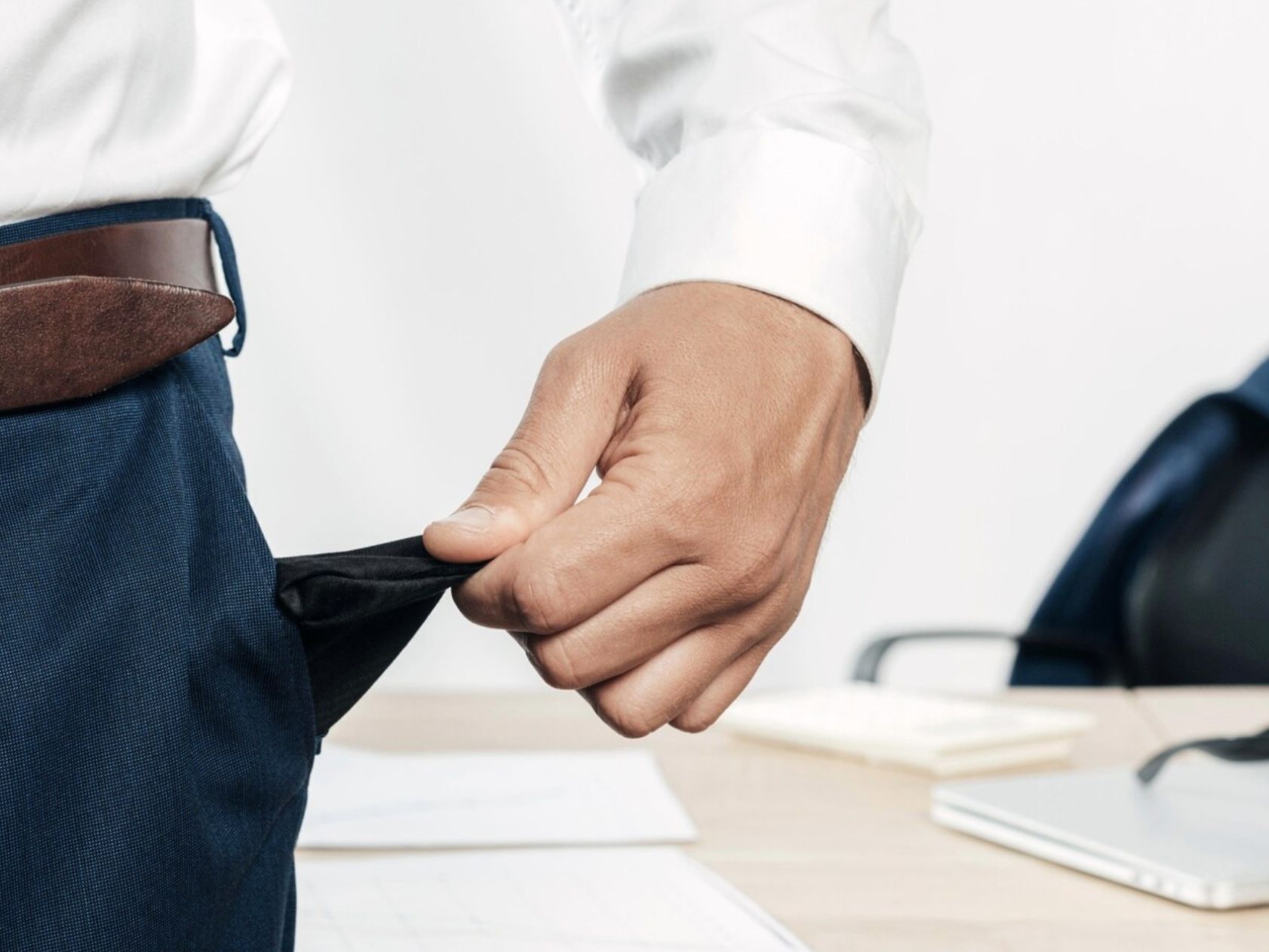 10 Kebiasaan Finansial yang Bikin Sulit Kaya