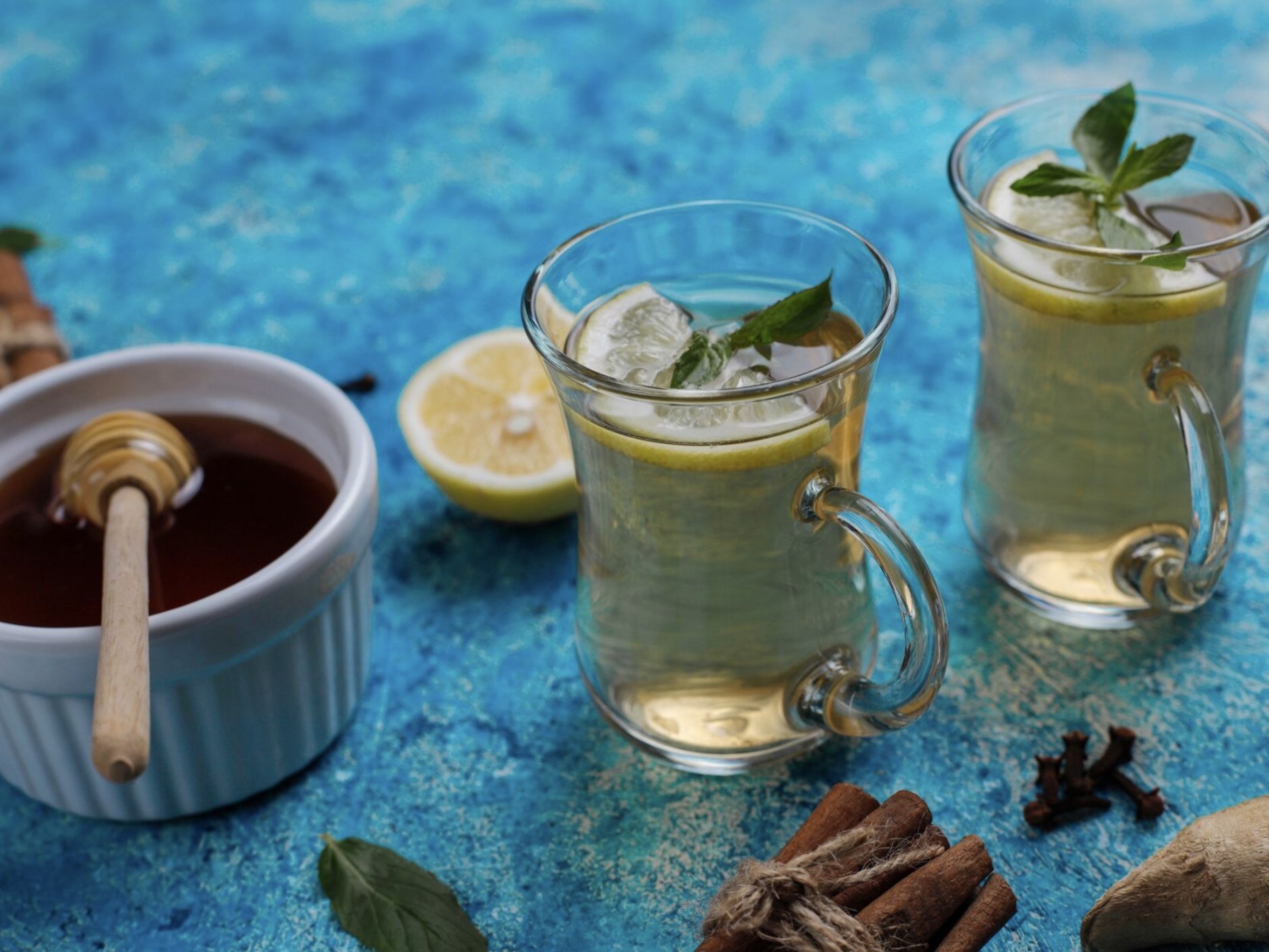 7 Minuman Pereda Diare Alami yang Ampuh dan Pasti Tersedia di Rumah