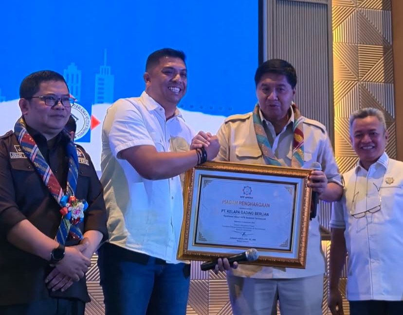 PT Kelapa Gading Berlian Parepare Sabet Penghargaan KPR Subsidi Terbanyak di Sulsel