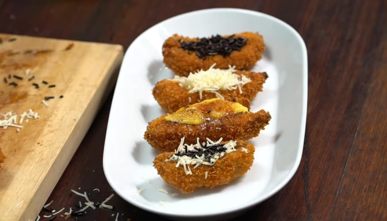 Resep Pisang Goreng Pasir dengan Topping Keju, Cokelat, dan Brulee