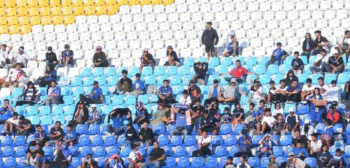 Tiket Mahal, Prestasi Seret. Aremania Pilih Absen dari Stadion Kanjuruhan