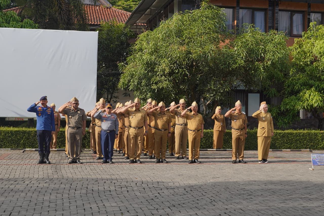 Bupati Garut Tekankan Optimalisasi Aplikasi SRIKANDI dalam Apel Gabungan