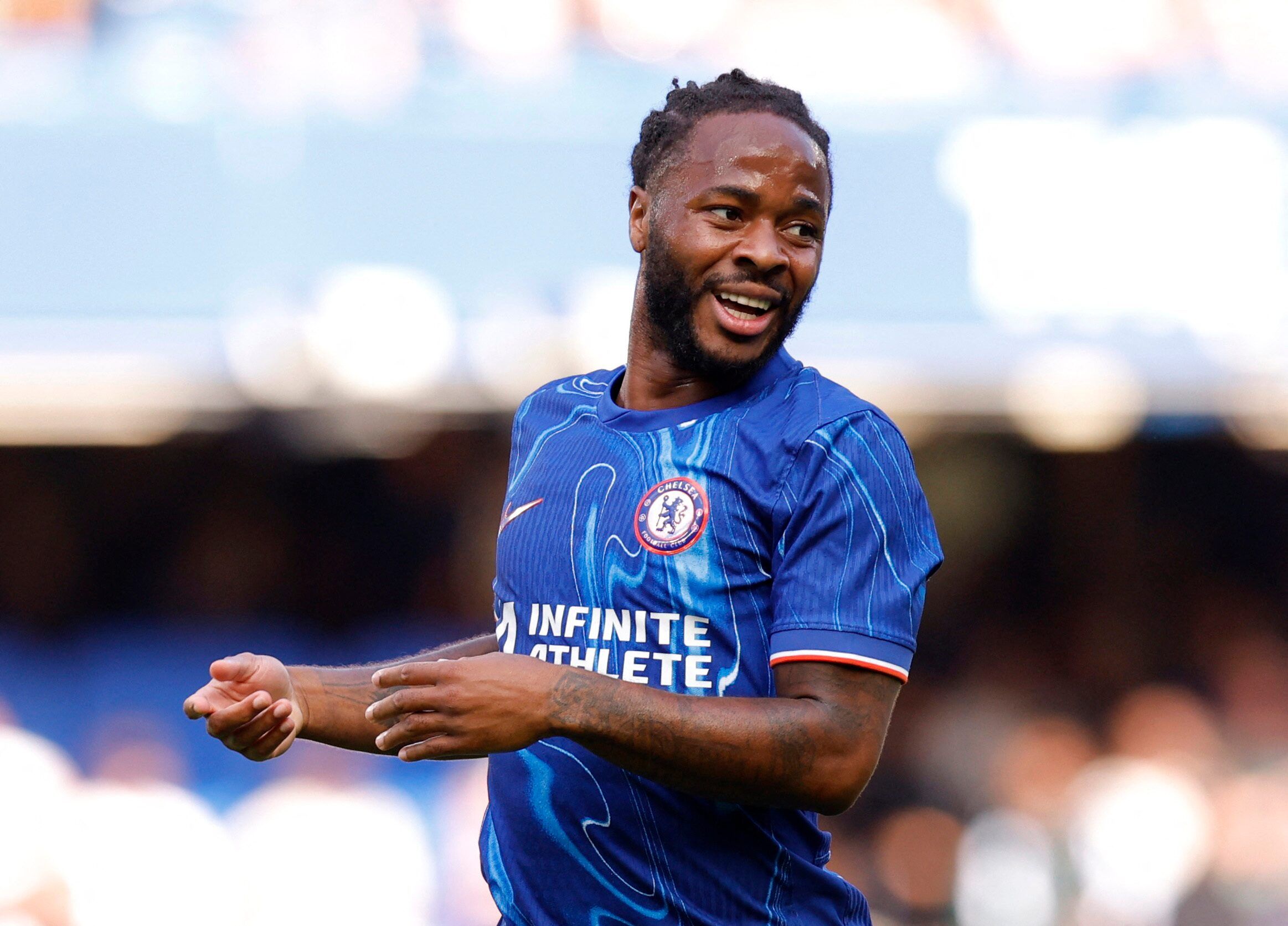 Terungkap! Raheem Sterling Sempat Jadi Incaran Bayern Munich di Hari Terakhir Bursa Transfer Musim Panas 2025