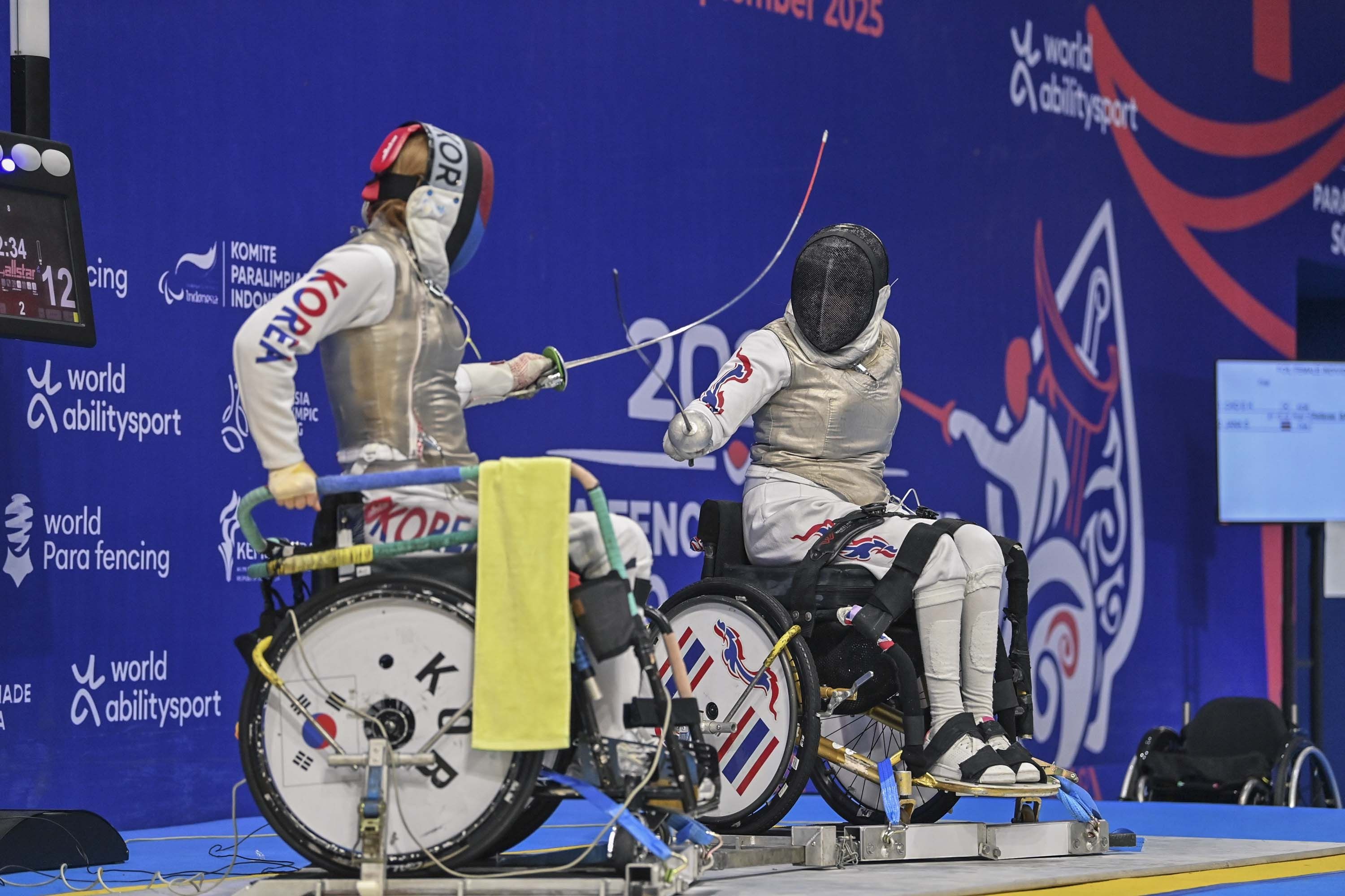 Perebutan Medali Emas Semakin Ketat, Para Fencing World Cup 2025, Ryo Afandi Tembus 6 Besar