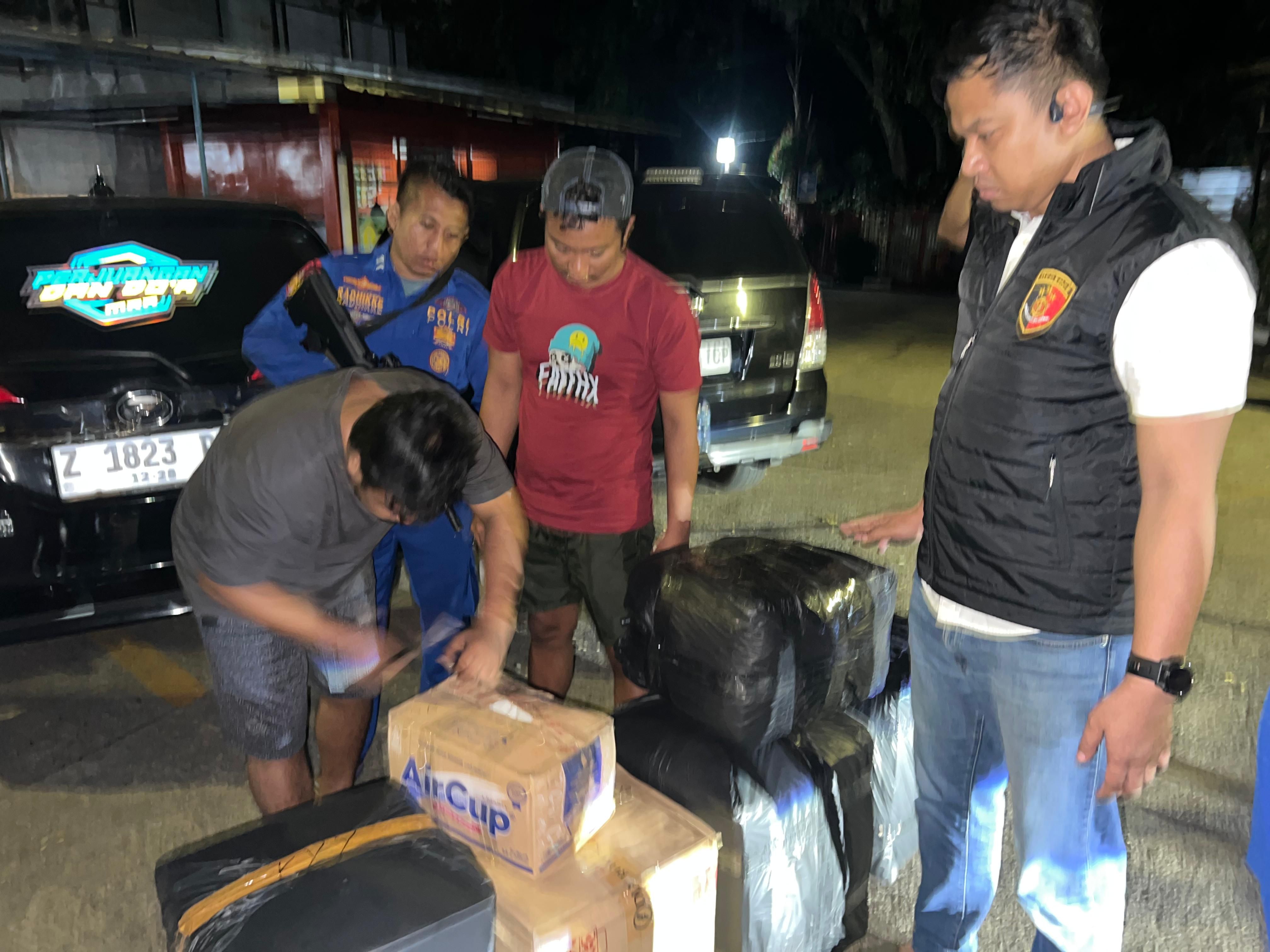 Polri Gagalkan Pengiriman 50.000 Benih Lobster di Cianjur, Negara Rugi Hampir Rp7,5 M!