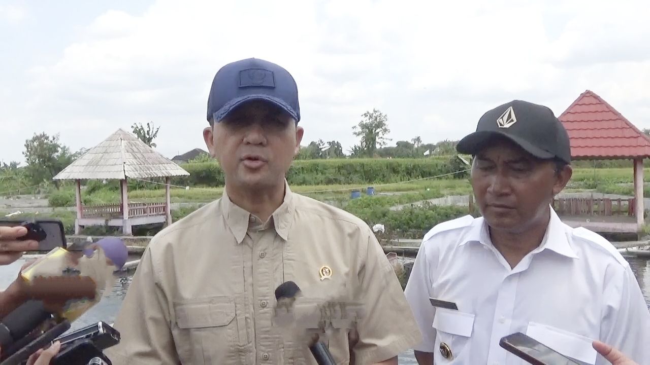 Menteri Iftitah Melihat Potensi Desa Ponggok Akan Diterapkan di Kawasan Transmigrasi