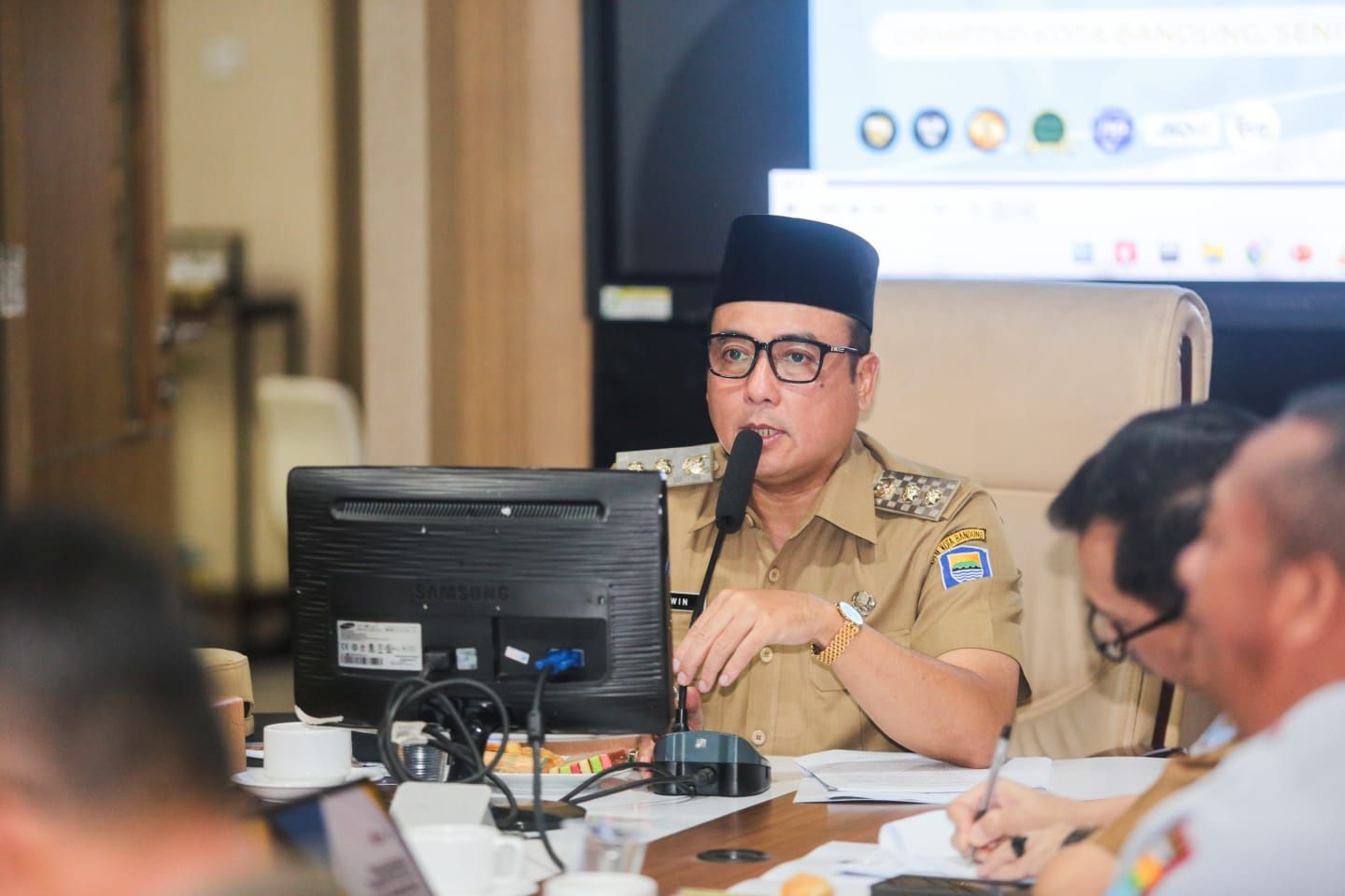 Pemkot Bandung Perketat Aturan Reklame Lewat Perda Baru