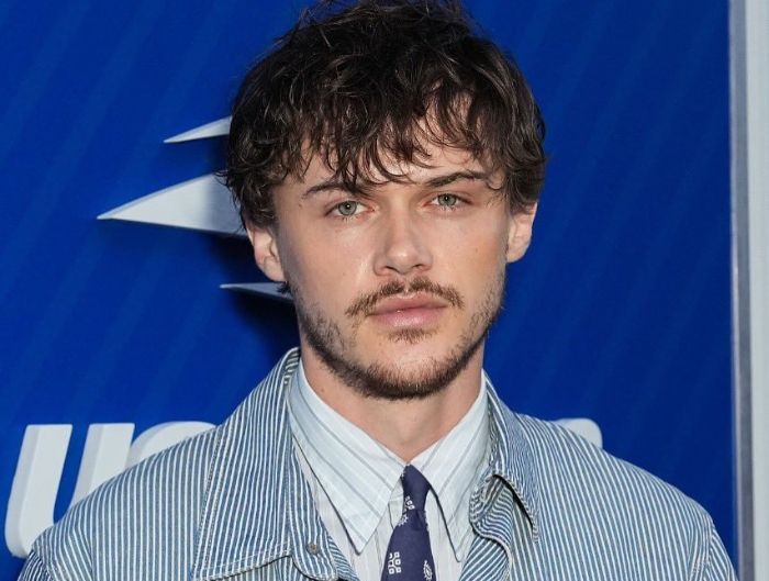 Siap Jatuh Hati? Ini 4 Fakta Unik Christoper Briney, Pemeran Conrad di The Summer I Turned Pretty!