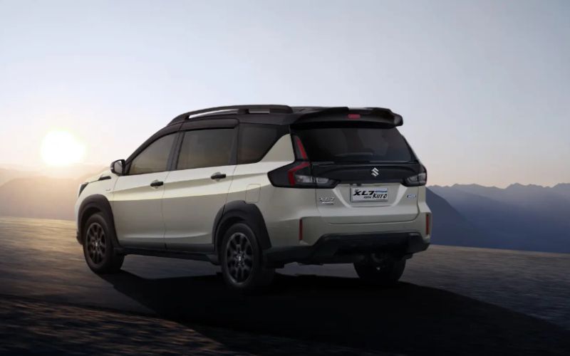 Update Harga Suzuki XL7 Hybrid Alpha Kuro Di Awal Tahun 2026: Gagah tapi Mesinnya Irit!
