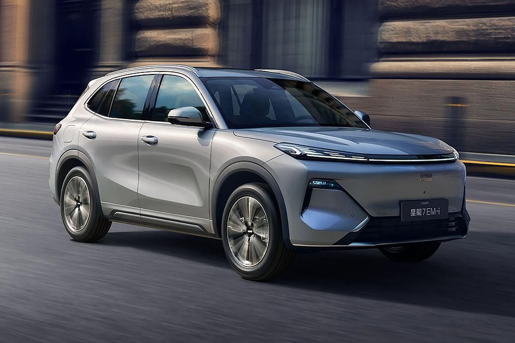 Geely Starray EM-i Mengaspal di Semarang, Jadi Langkah Awal Ekspansi Geely di Jawa Tengah!